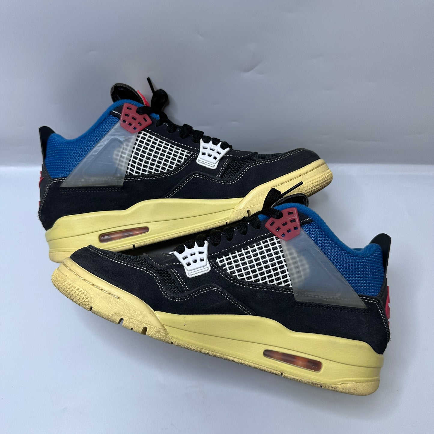 Jordan 4 x Union LA Off Noir
