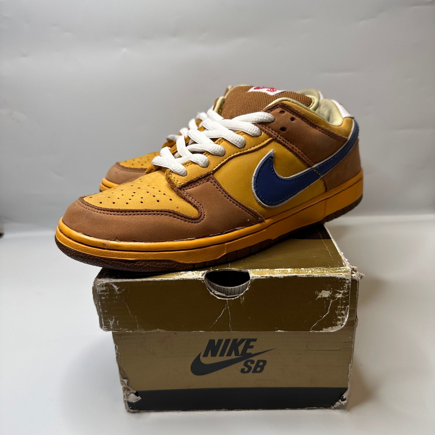 Nike SB Dunk Low Newcastle (2007)