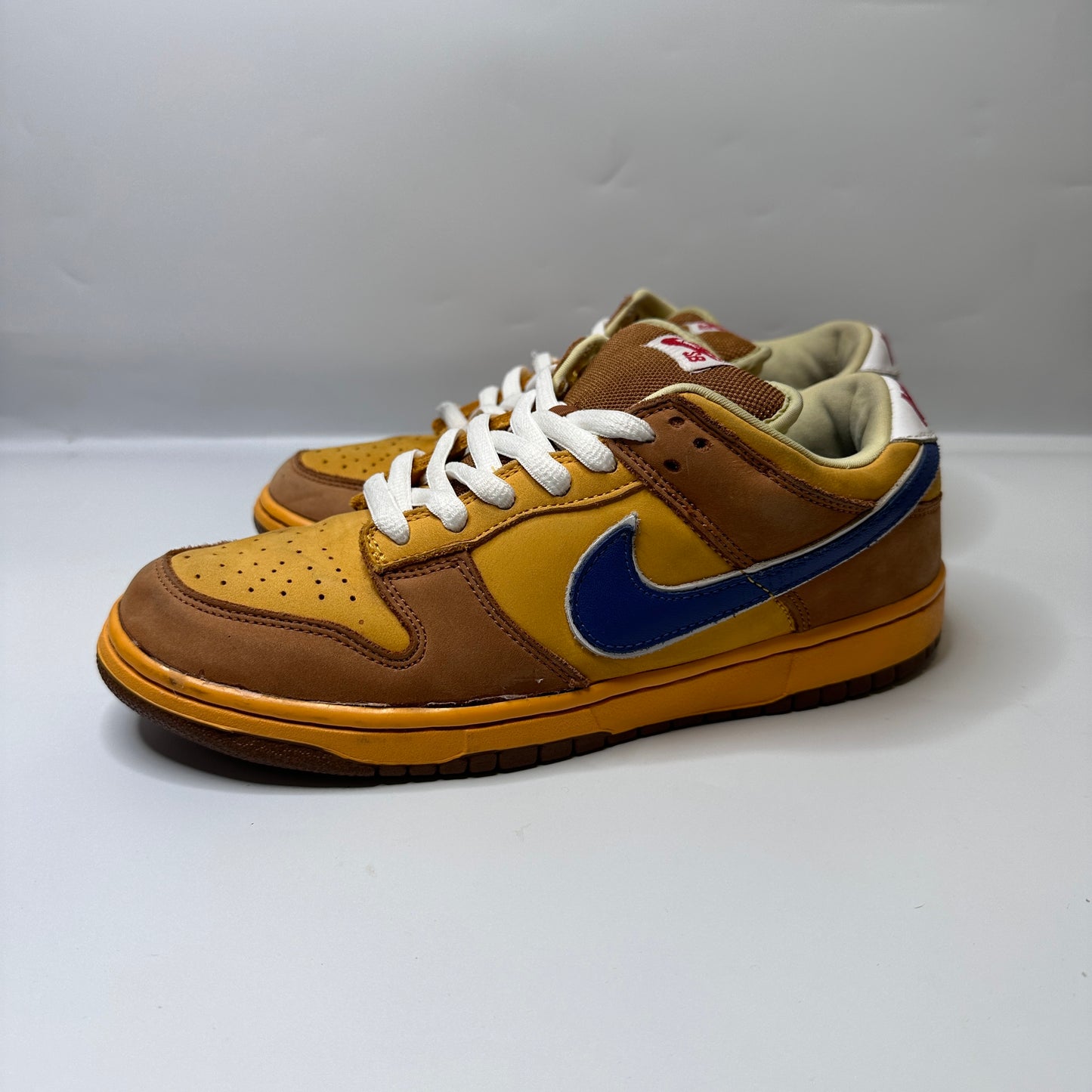 Nike SB Dunk Low Newcastle (2007)