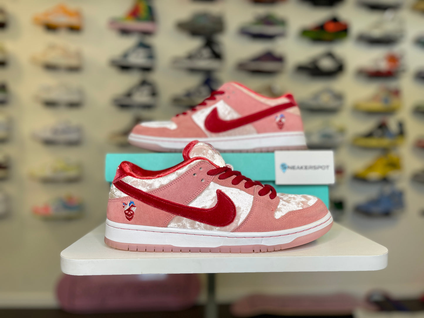 Nike SB Dunk Low Strangelove