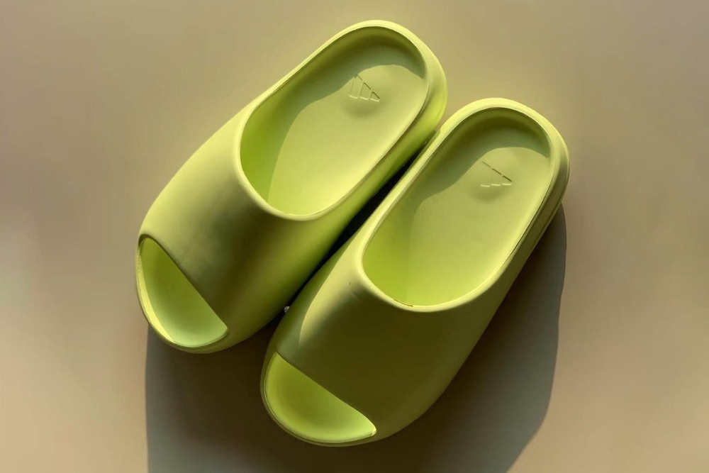Yeezy Slide Green Glow