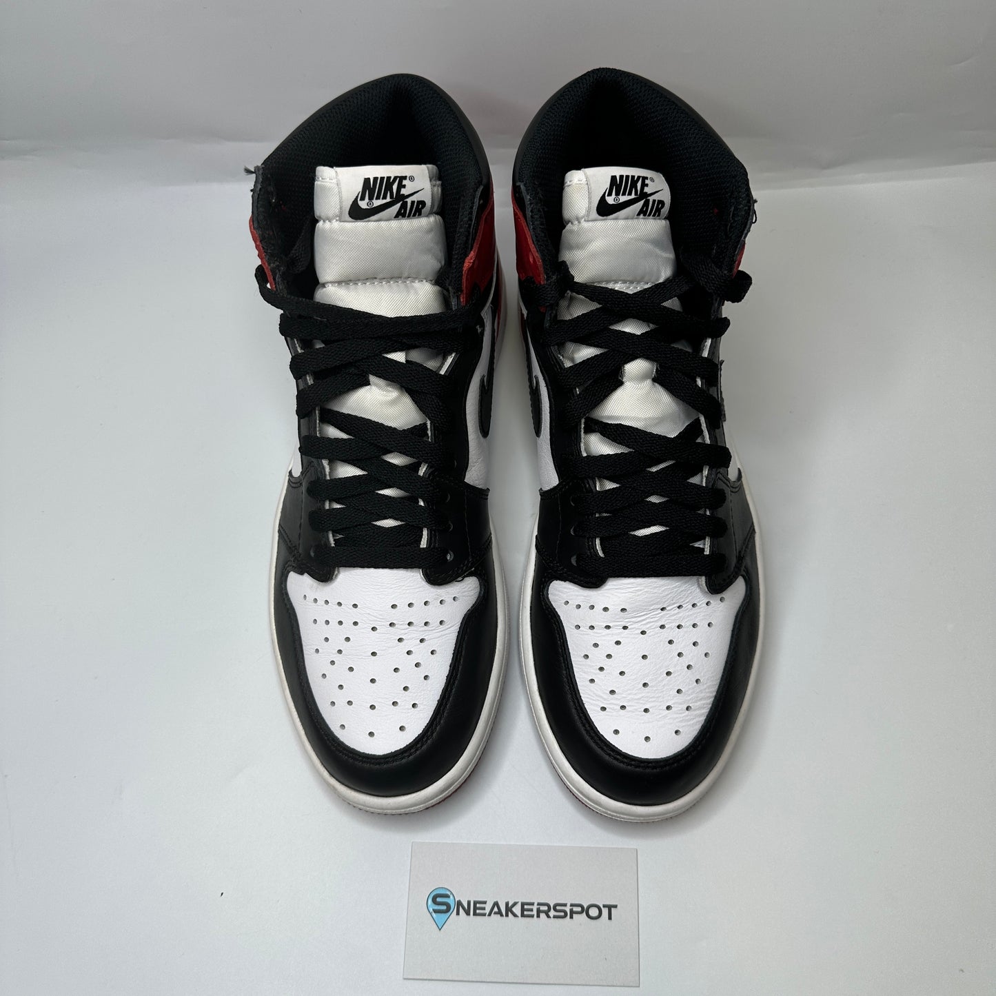 Jordan 1 High Black Toe (2016)