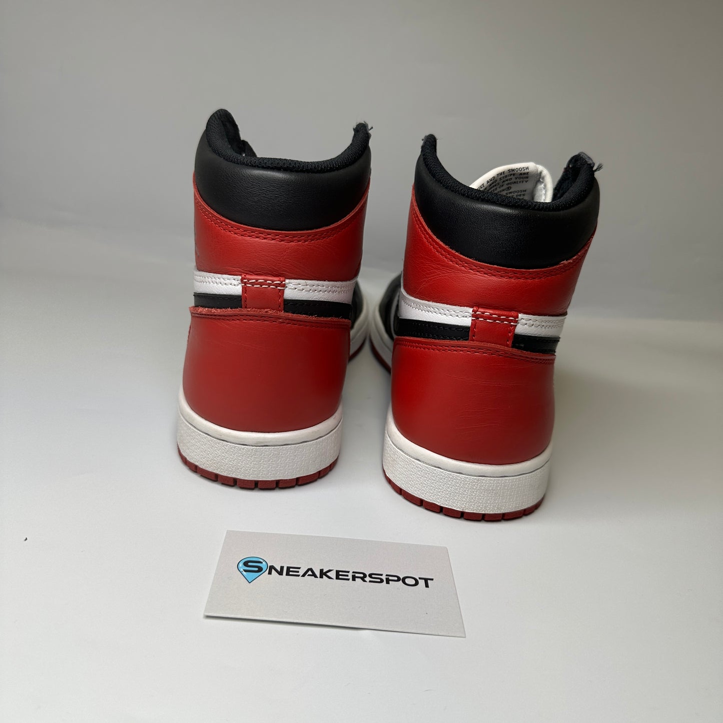 Jordan 1 High Black Toe (2016)