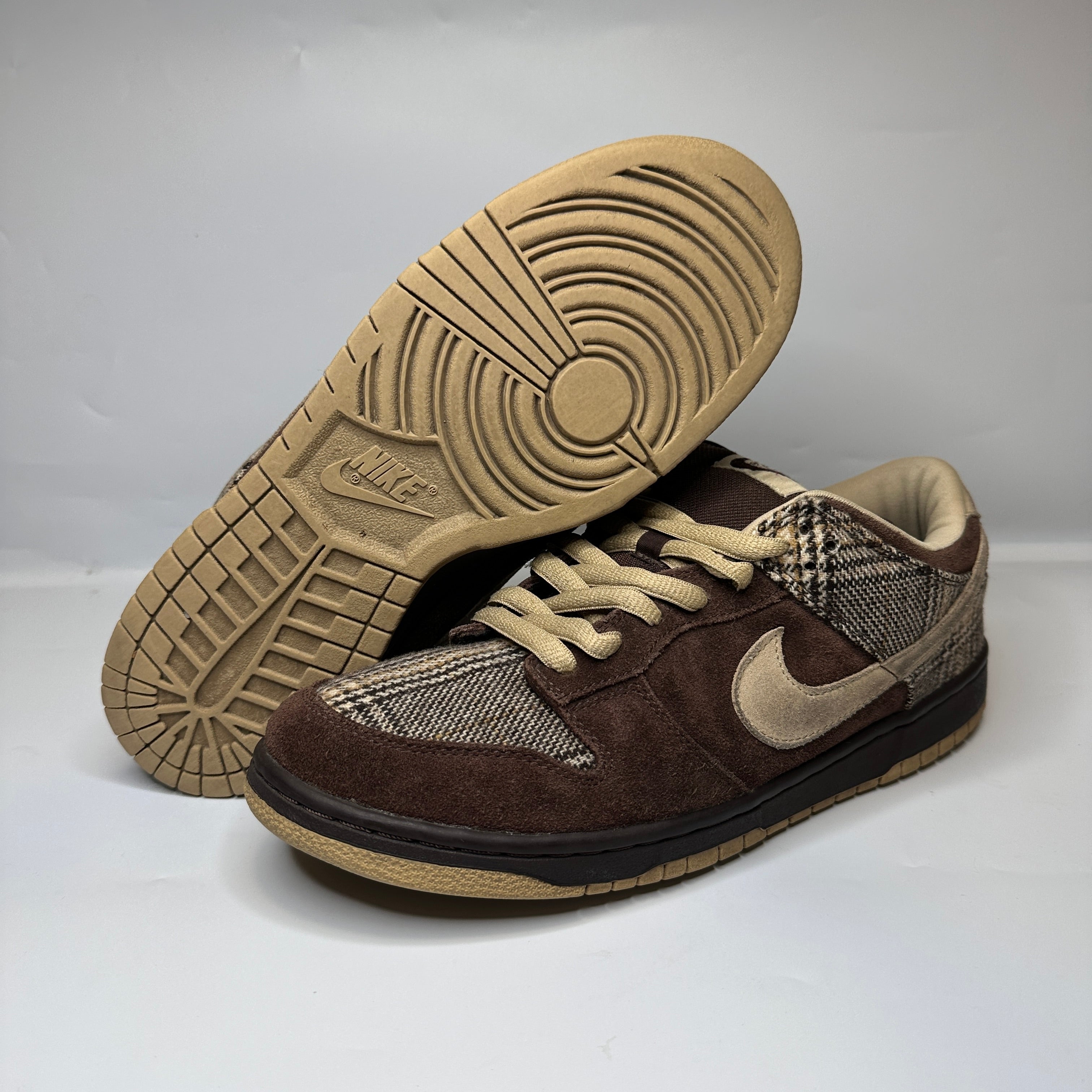 Nike sb hot sale tweed low